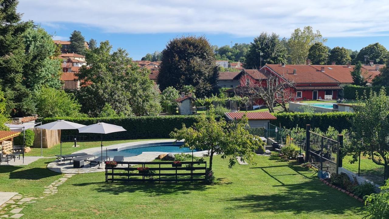 La Tana Dei Corgi Bed & Breakfast Moncrivello Bagian luar foto