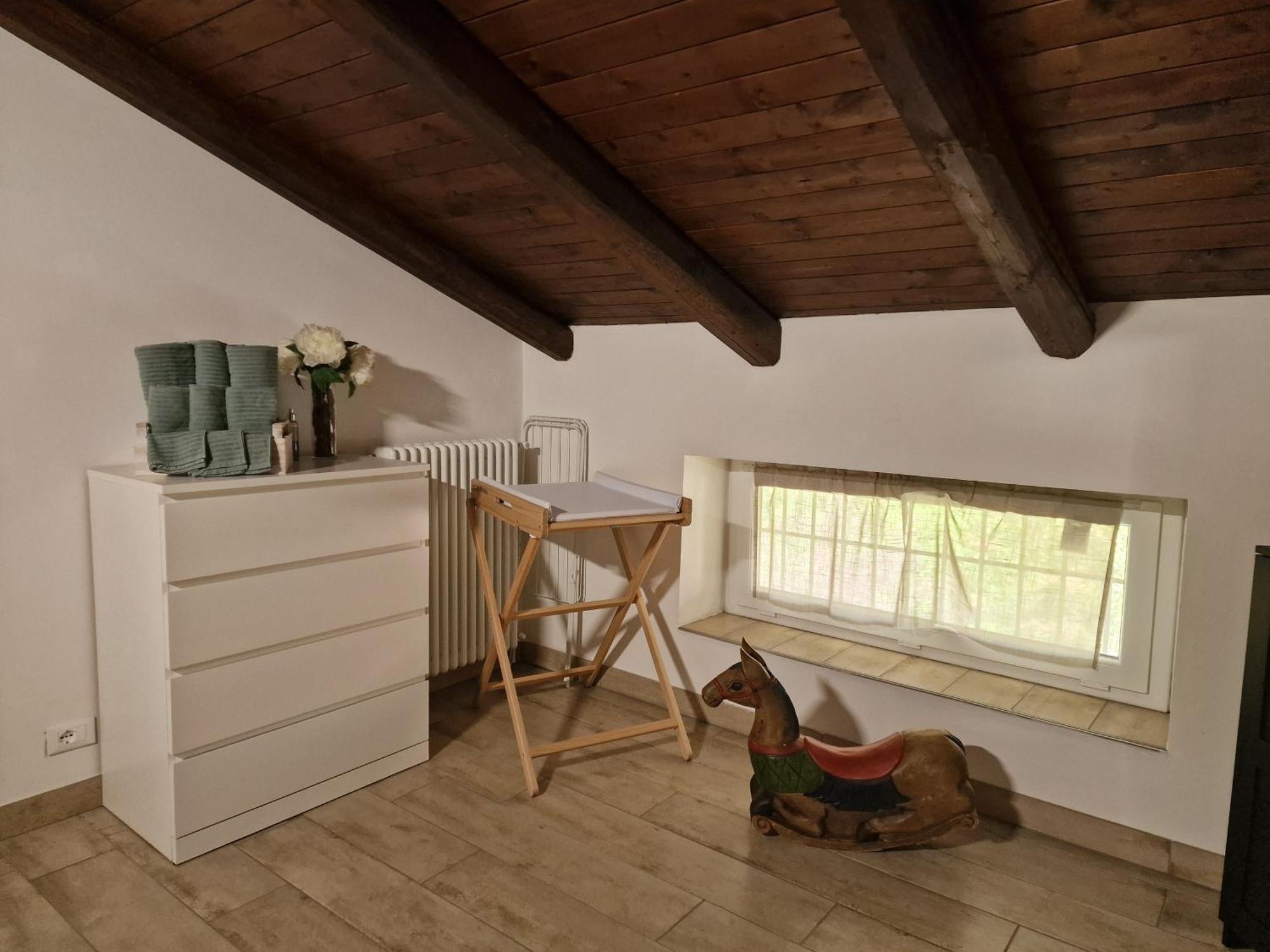 La Tana Dei Corgi Bed & Breakfast Moncrivello Bagian luar foto